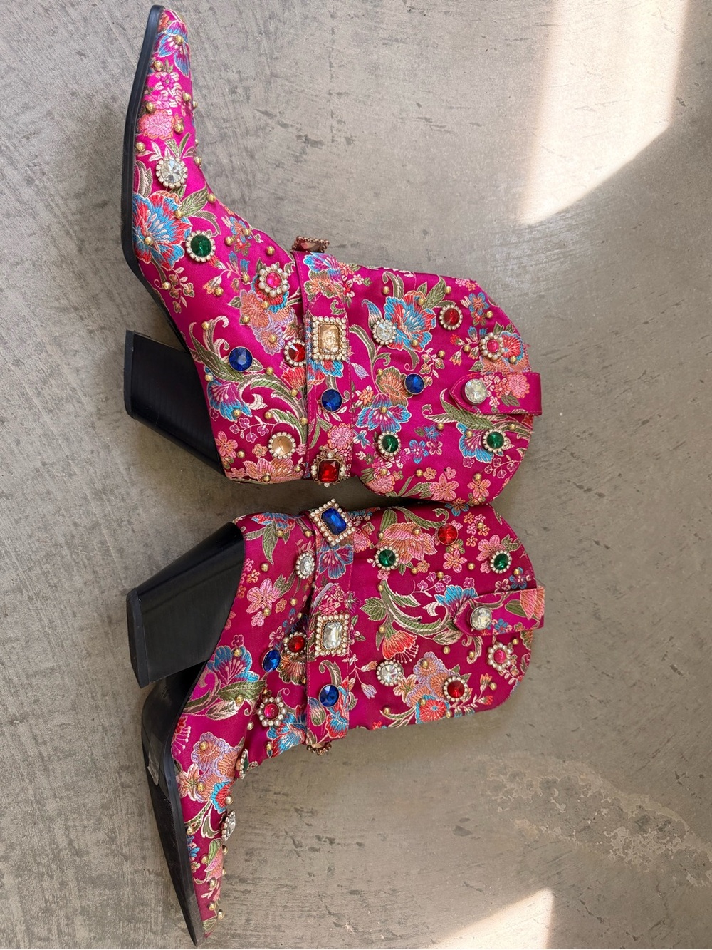 Fuchsia Embroidered Mid-Calf Western Boots with Jewel Accents - Picture 7 of 8